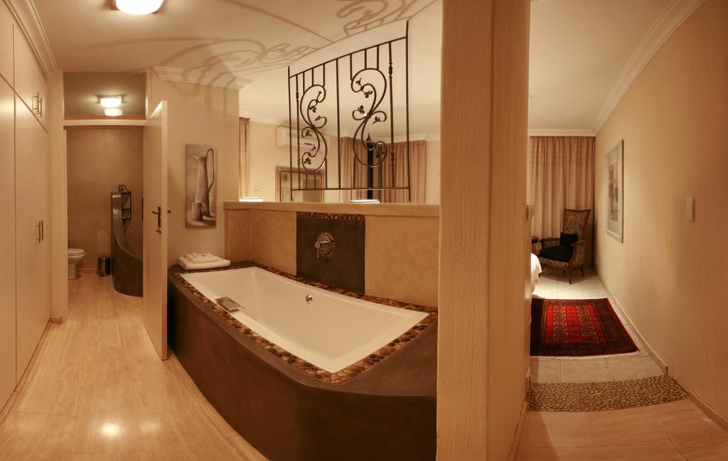 Lembali Lodge Luxury Guesthouse Durban Oda fotoğraf